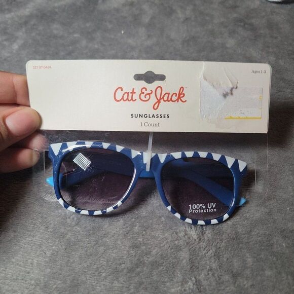 Cat & Jack Kids Black Blue Geometric 100% UV Protection Square Sunglasses Set - Picture 2 of 5